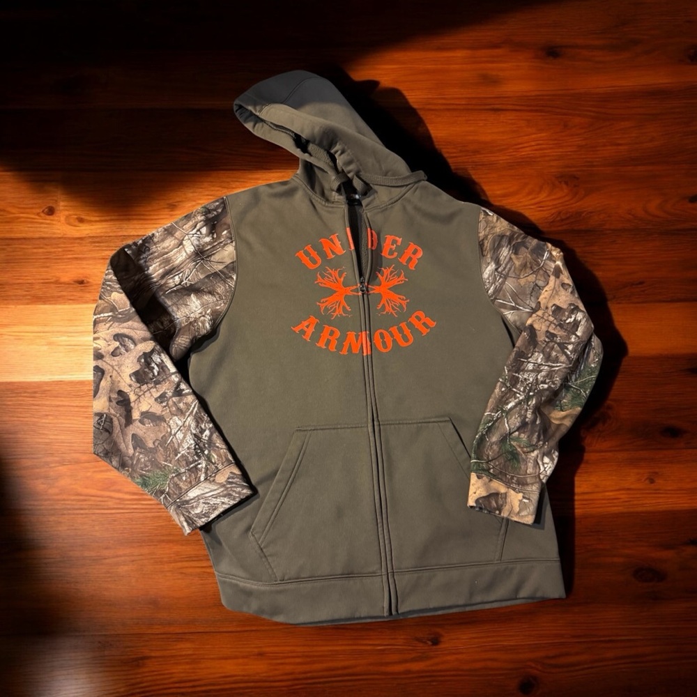 Under Armour Men’s Hoodie